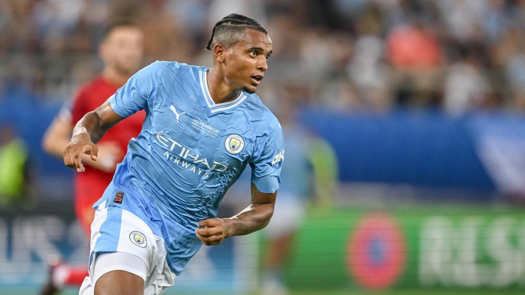Manuel Akanji&nbsp;"İnter" klubuna keçib